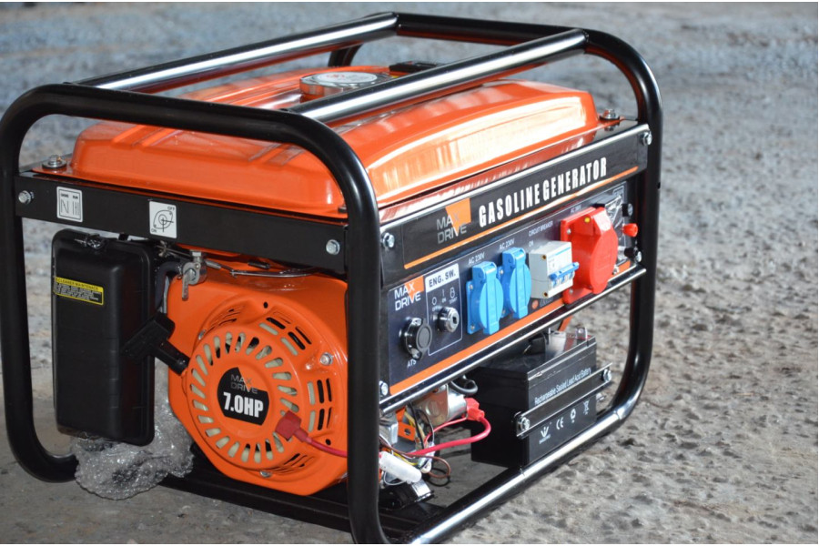 Генератор бензиновий трифазний MD-7500 MAX DRIVE 6,5 кВт