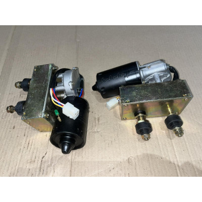 Склоочисник передній в зборі ENEY TB504 TB904